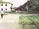 58. Die Landwirtschaftliche Genossenschaft und der Bahnhof gleichzeitig - auf dem Gebude links ist ein Sgraffito (das Detail auf dem nchsten Photo)